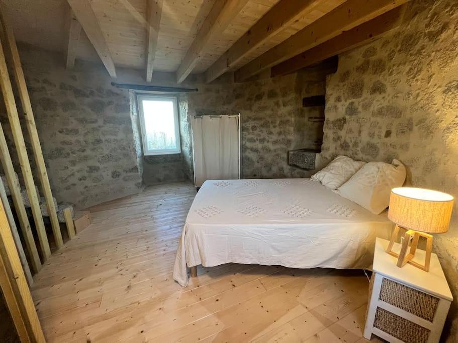 Loue Ancien Moulin A Vent Avec Piscine Et Jacuzzi Villa Neuvy-Bouin Buitenkant foto
